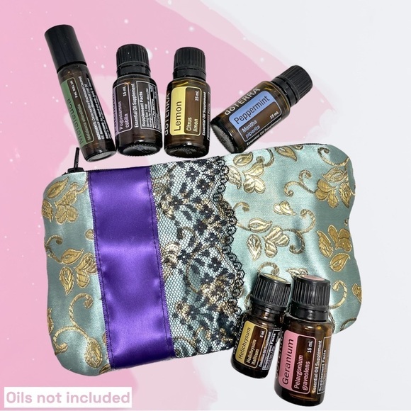 Waterproof Essential Oil Bag- Green Paisley Satin - Picture 2 of 5